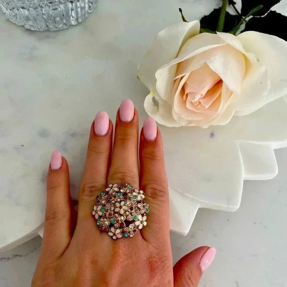 Jewelry - 𝅺round floral elastic band ring